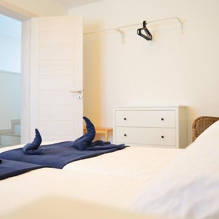 Apartamentos El Marinero - Avenida كاليتا دي سيبو المظهر الخارجي الصورة