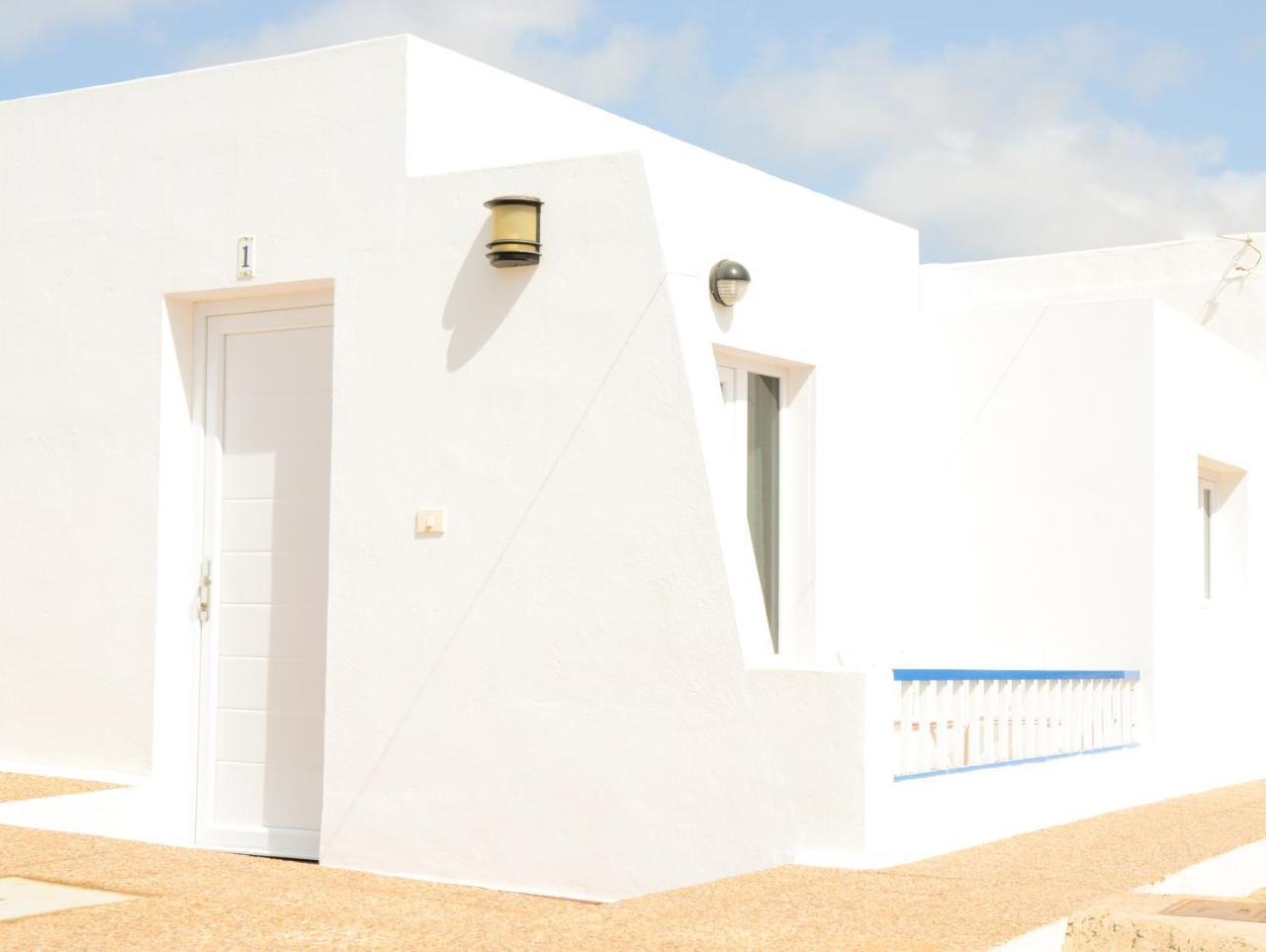 Apartamentos El Marinero - Avenida كاليتا دي سيبو المظهر الخارجي الصورة