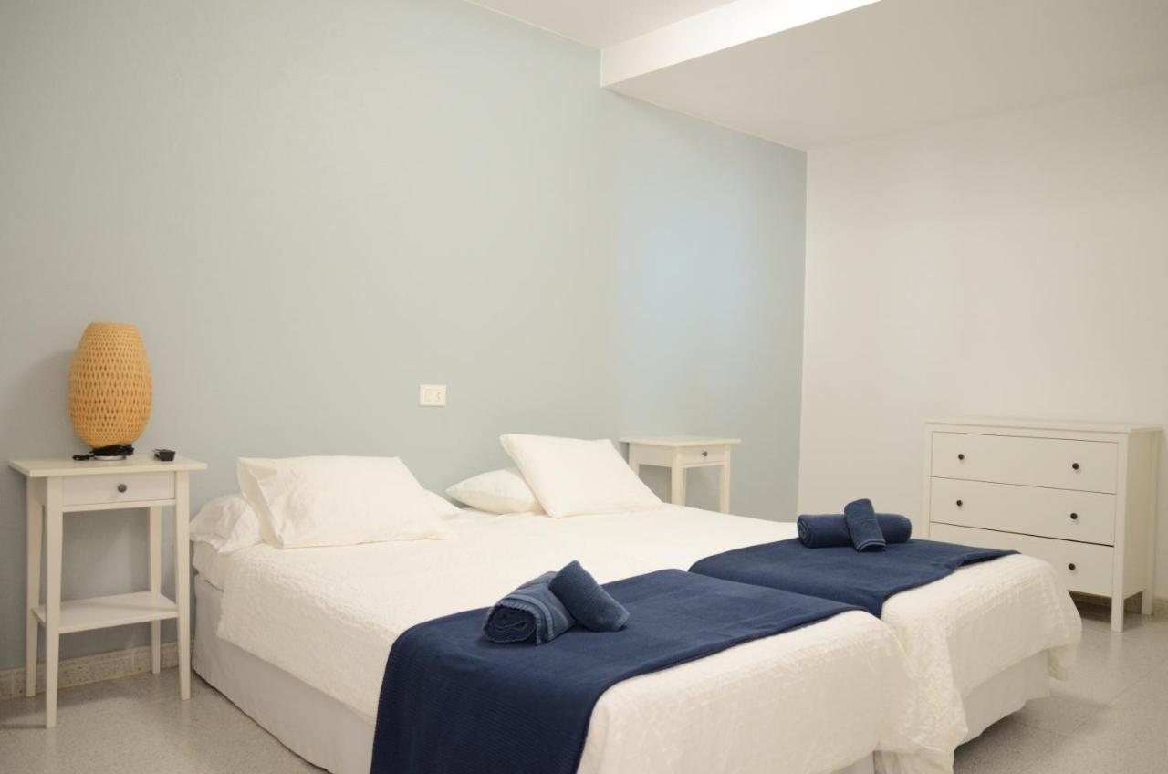 Apartamentos El Marinero - Avenida كاليتا دي سيبو المظهر الخارجي الصورة